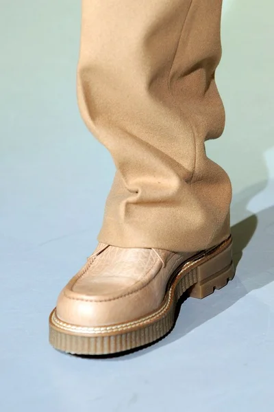 Look 29